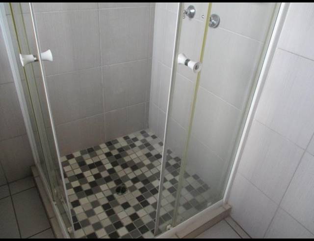 1 BEDROOM PROPERTY TO RENT IN MAYVILLE